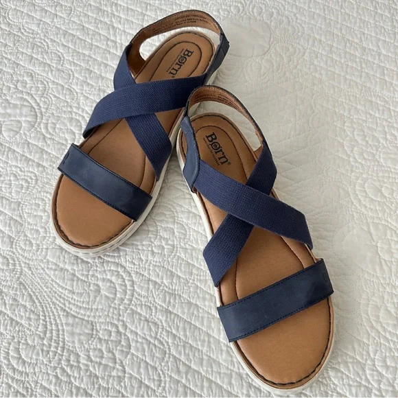 Born Women’s Jayla Navy Blue Cross-Strap Sandals Size 9 - Picture 16 of 16